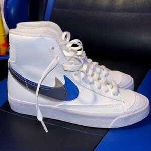 Nike blazer